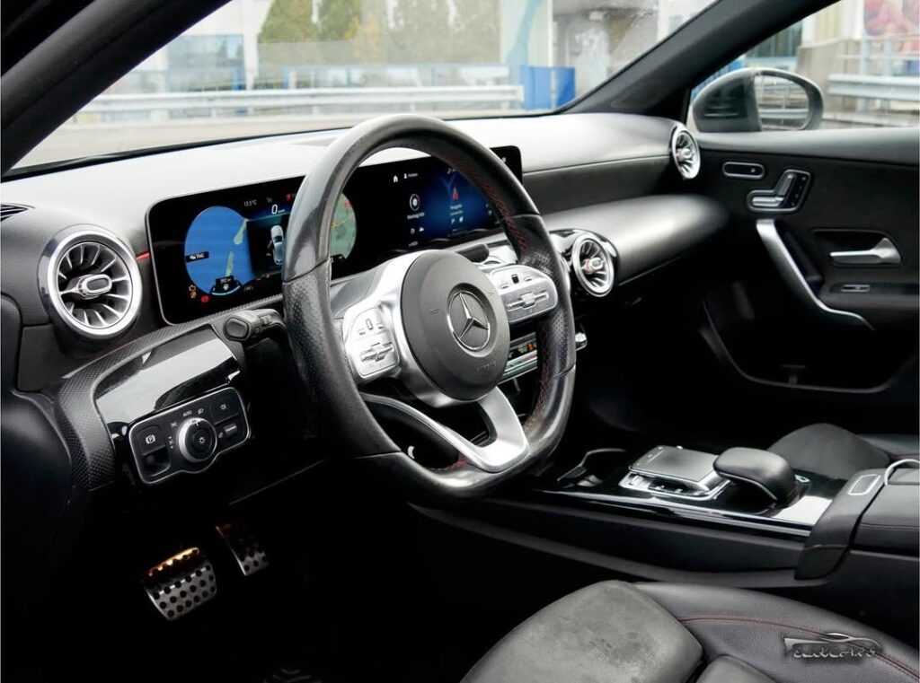 Mercedes Benz A180