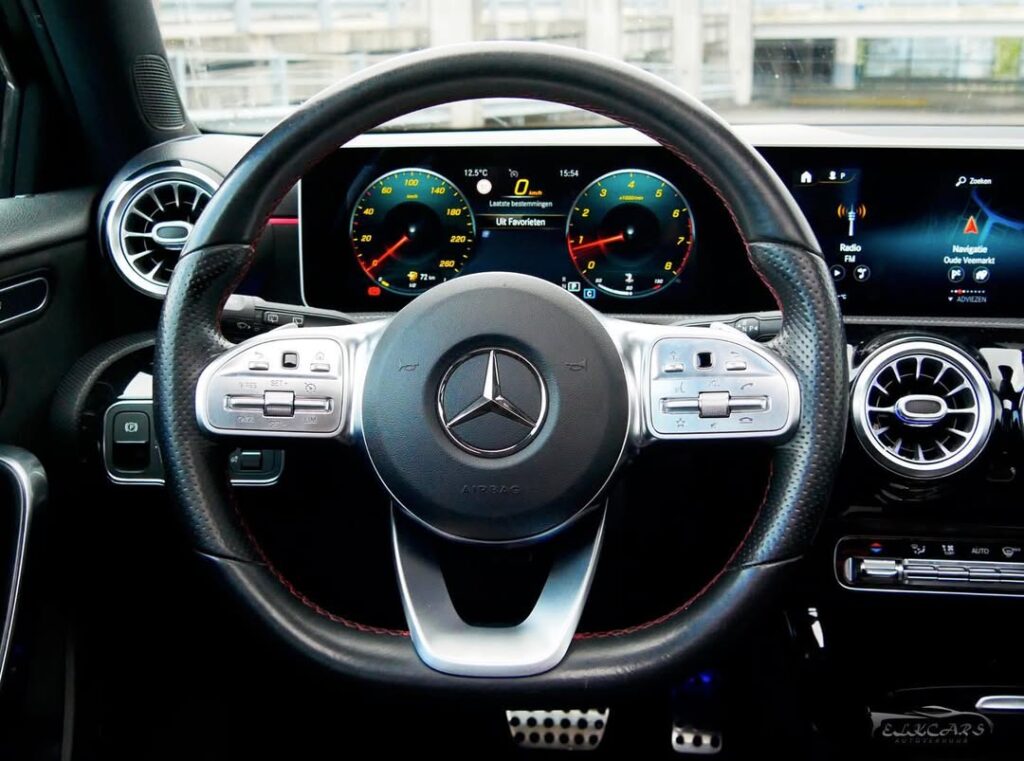 Mercedes Benz A200