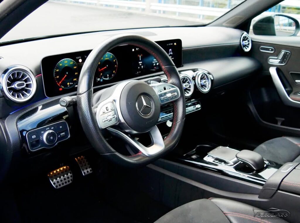 Mercedes Benz A200