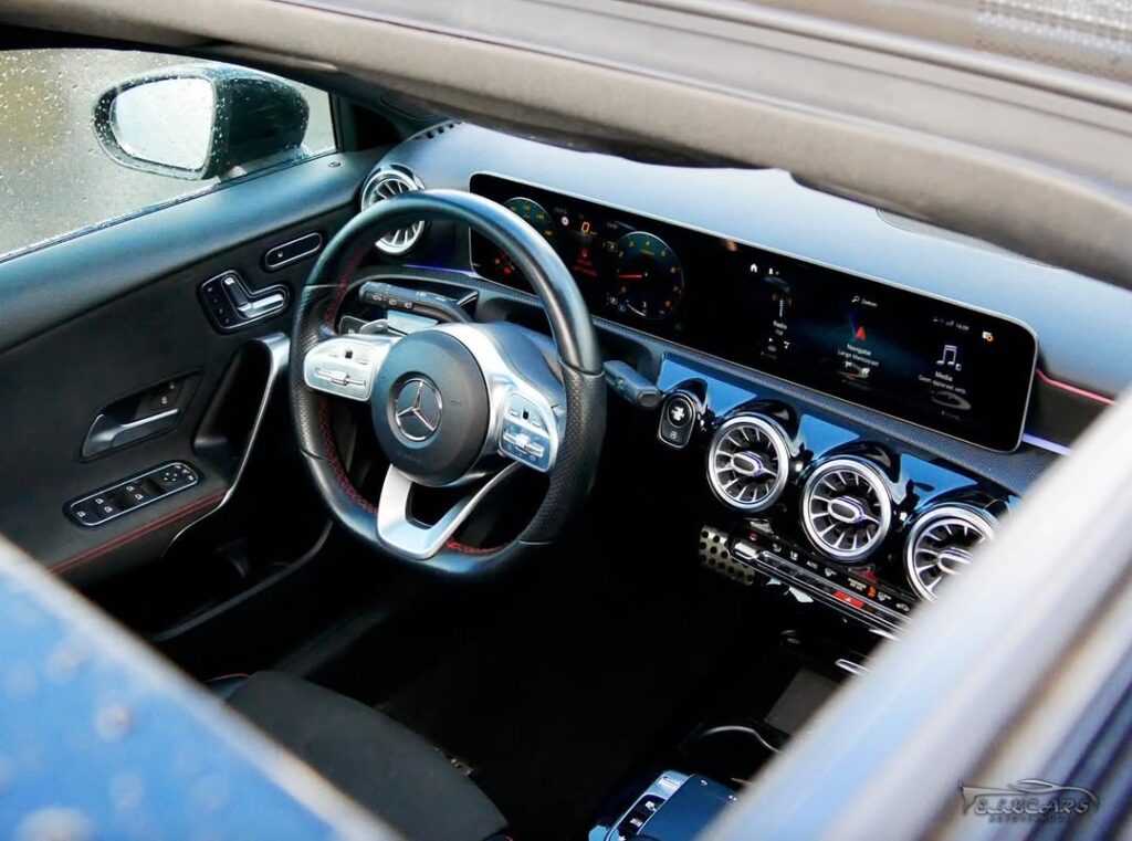 Mercedes Benz A200
