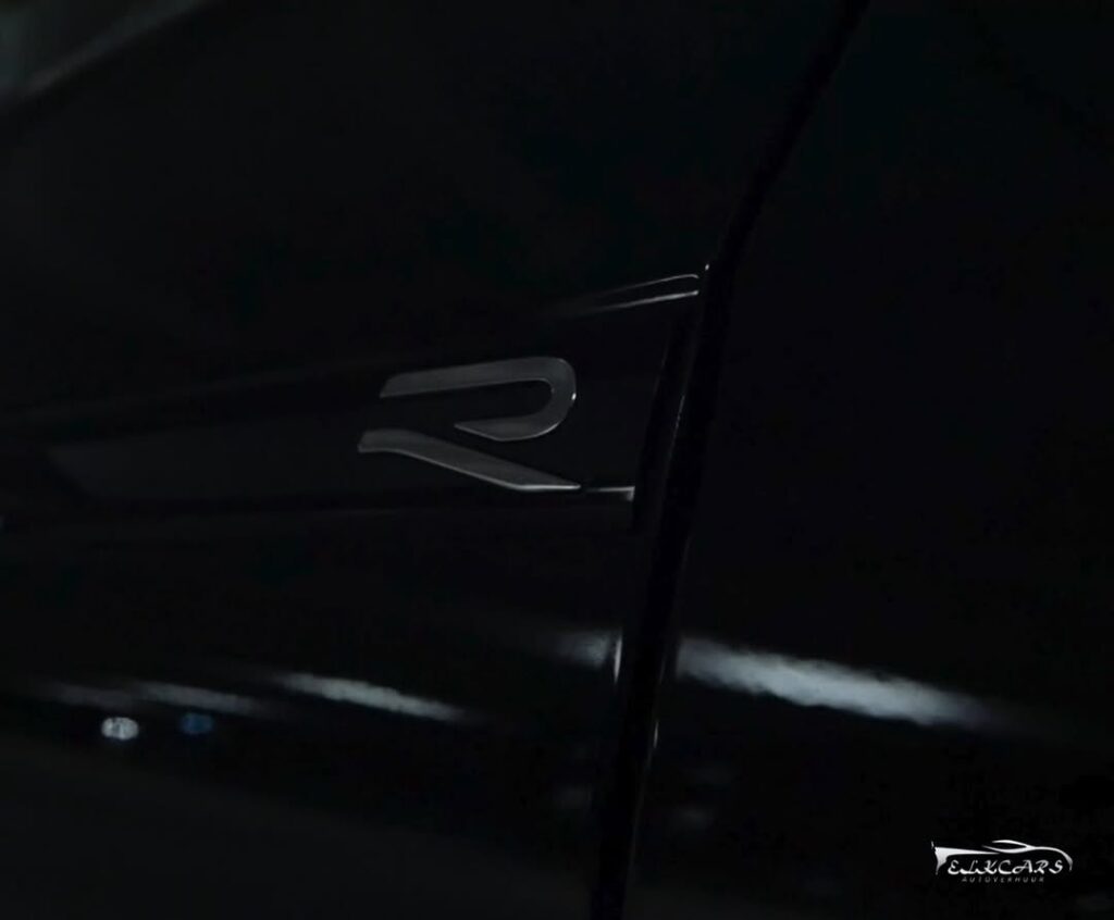 Volkswagen Golf R 4Motion